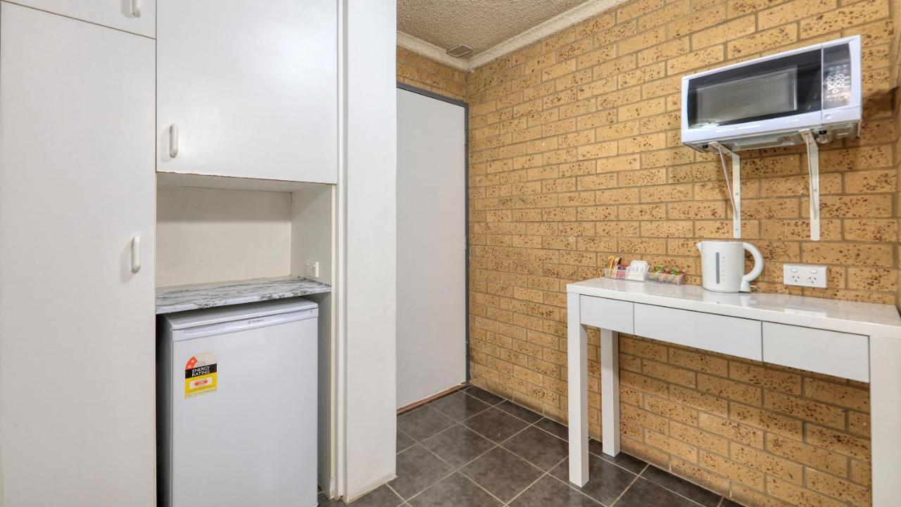Hamilton Hume Motor Inn Yass Zewnętrze zdjęcie